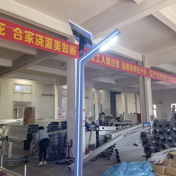 回纹灯和铝型材